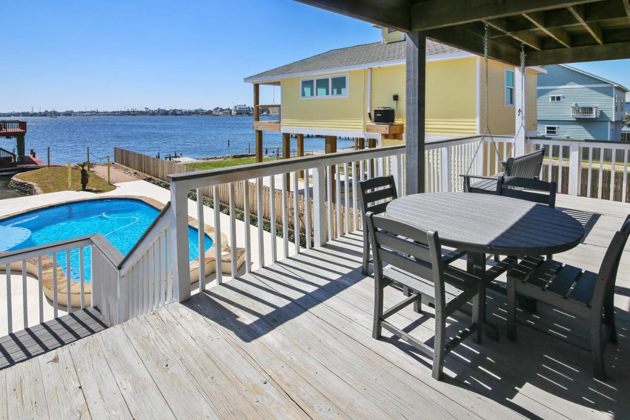 Pool Days And Dock Nights Villa Galveston Exteriör bild
