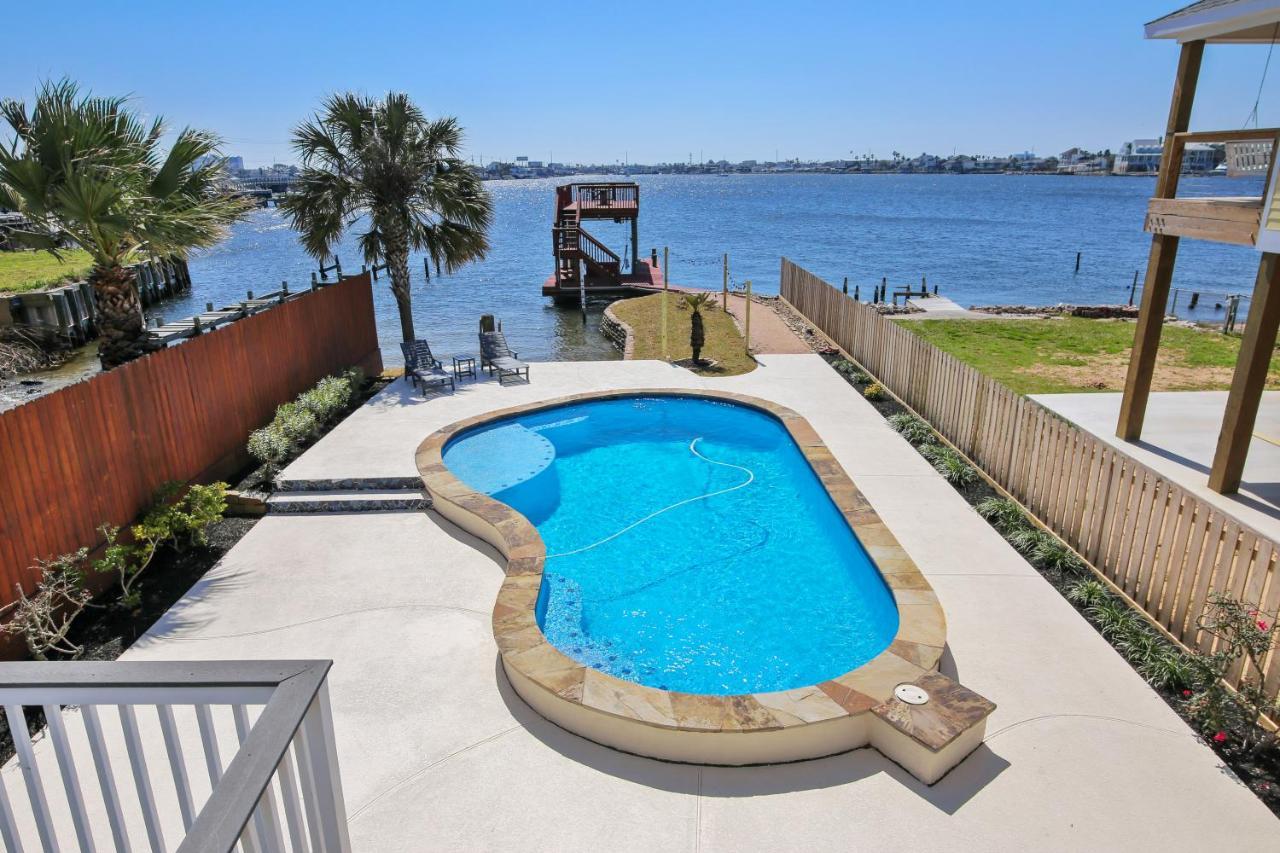 Pool Days And Dock Nights Villa Galveston Exteriör bild